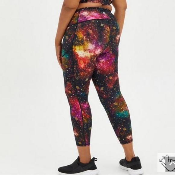 Torrid Performance Core Crop Active Legging With Side Pockets Size 0/L/12 - Picture 5 of 15